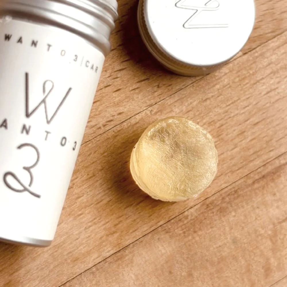 固體車用香氛，適合希望淡香、安全成分的車主